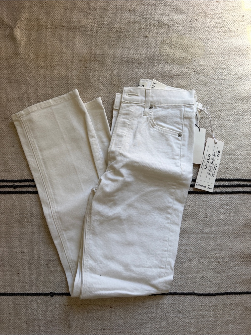 Denim Forum Arlo White Straight-Leg Women’s Jeans